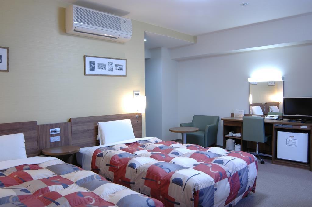 Hotel Econo Tsu Station Eksteriør bilde